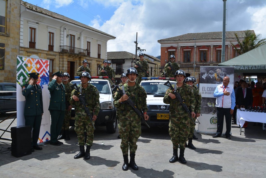 23213329_843838772454136_329485836876498866_o