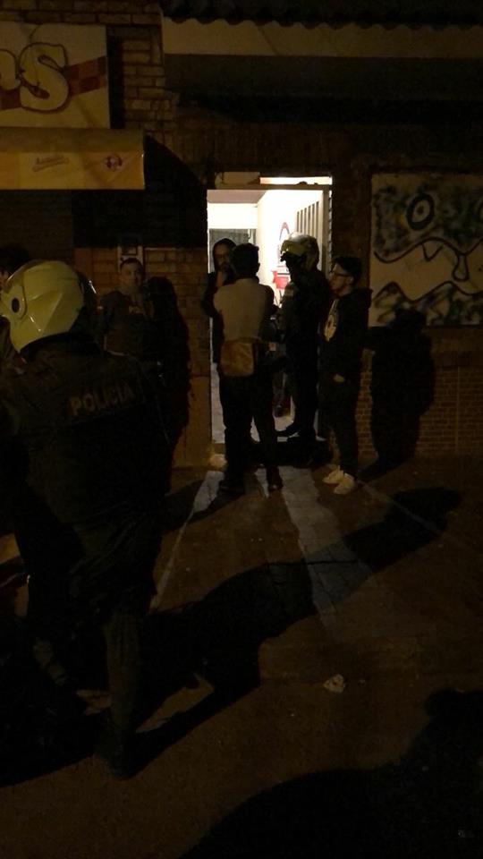 26733752_887100358127977_9016379124784920839_n